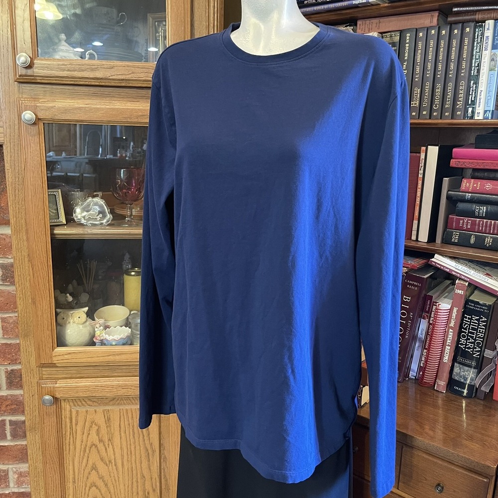 women's Apt 9 size large basic navy long sleeve shirt Solid‎ - Picture 3 of 4